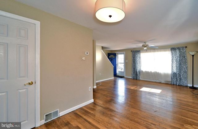 660 OSBORNE AVE, Morrisville, PA 19067