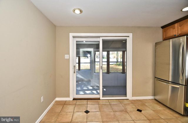 660 OSBORNE AVE, Morrisville, PA 19067