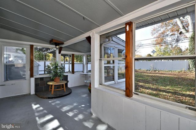 660 OSBORNE AVE, Morrisville, PA 19067