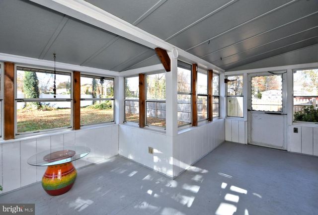 660 OSBORNE AVE, Morrisville, PA 19067