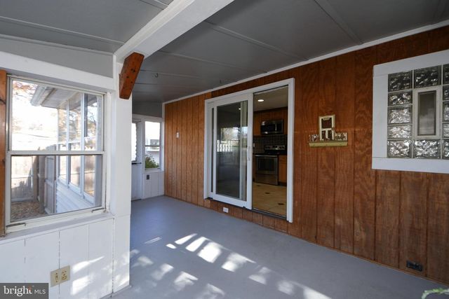 660 OSBORNE AVE, Morrisville, PA 19067