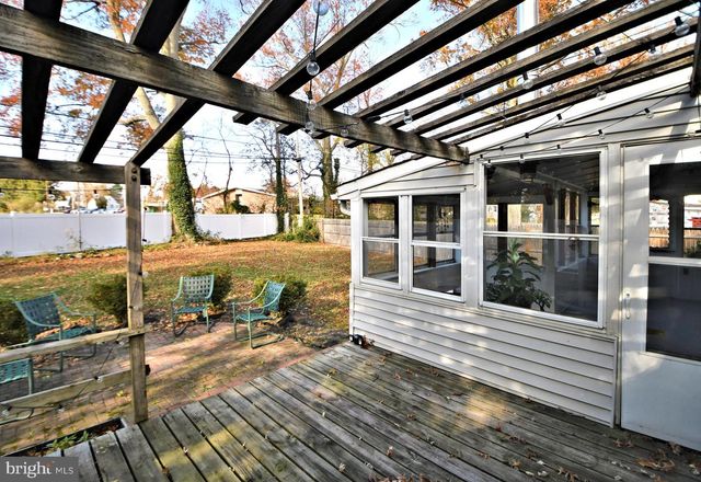 660 OSBORNE AVE, Morrisville, PA 19067