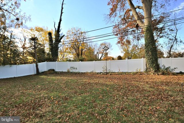 660 OSBORNE AVE, Morrisville, PA 19067