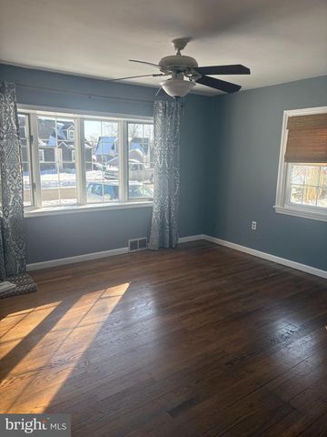 660 OSBORNE AVE, Morrisville, PA 19067