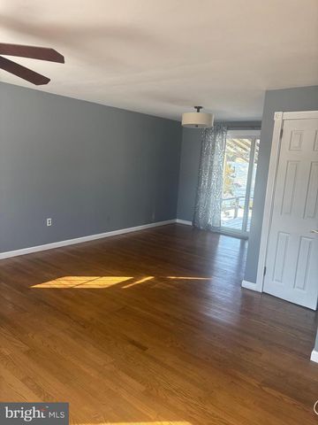 660 OSBORNE AVE, Morrisville, PA 19067