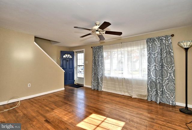 660 OSBORNE AVE, Morrisville, PA 19067