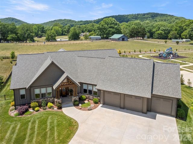 363 Samuel Drive, Mills River, NC 28759