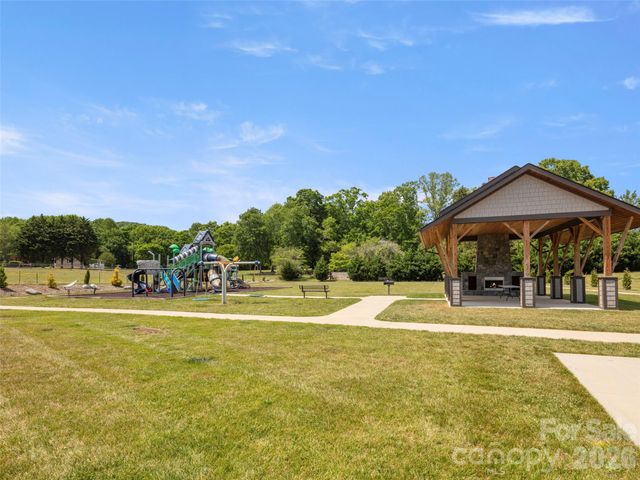 363 Samuel Drive, Mills River, NC 28759