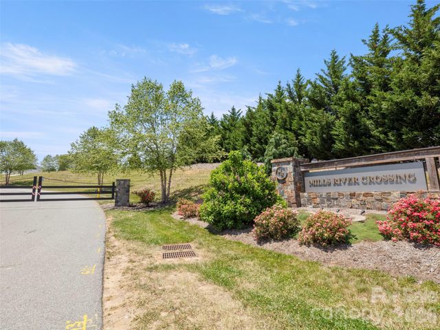 363 Samuel Drive, Mills River, NC 28759