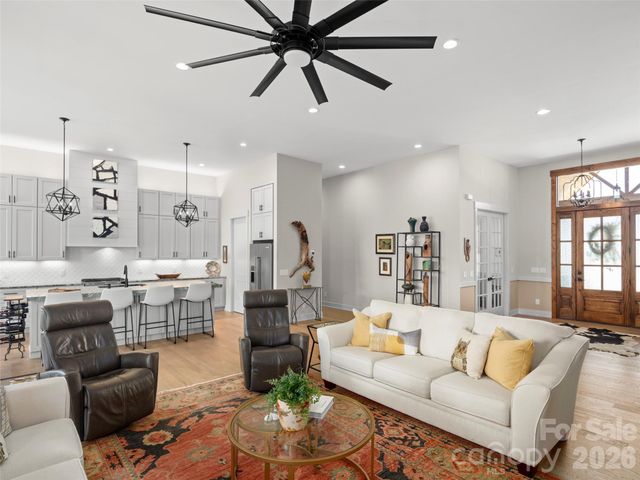 363 Samuel Drive, Mills River, NC 28759