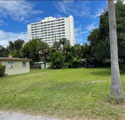 6721 10TH AVENUE TERRACE S, South Pasadena, FL 33707