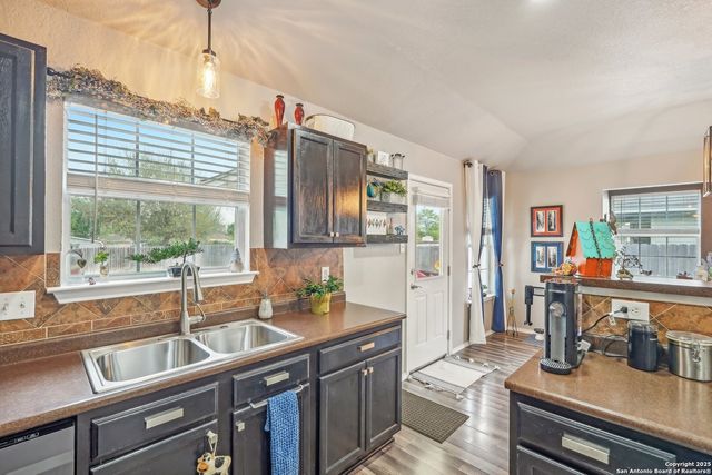 2639 White Wing, New Braunfels, TX 78130