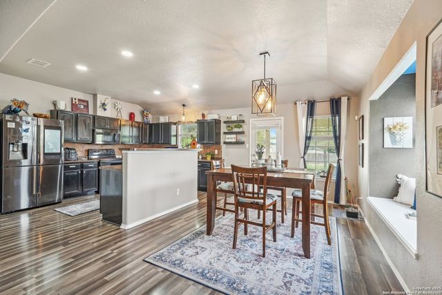 2639 White Wing, New Braunfels, TX 78130
