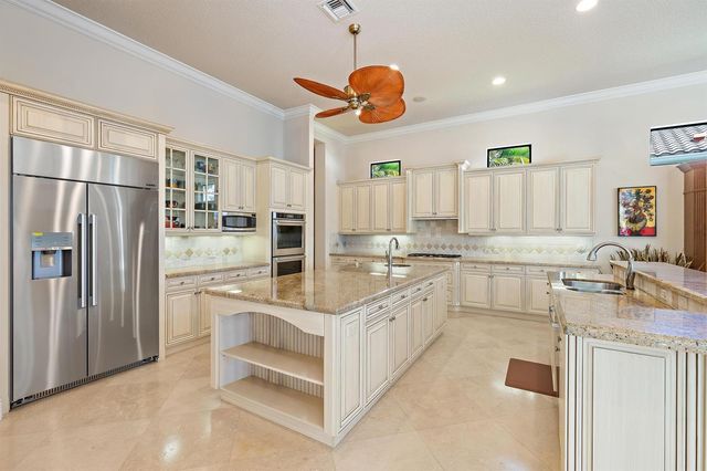 7170 Winding Bay Lane, West Palm Beach, FL 33412