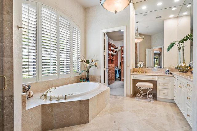 7170 Winding Bay Lane, West Palm Beach, FL 33412
