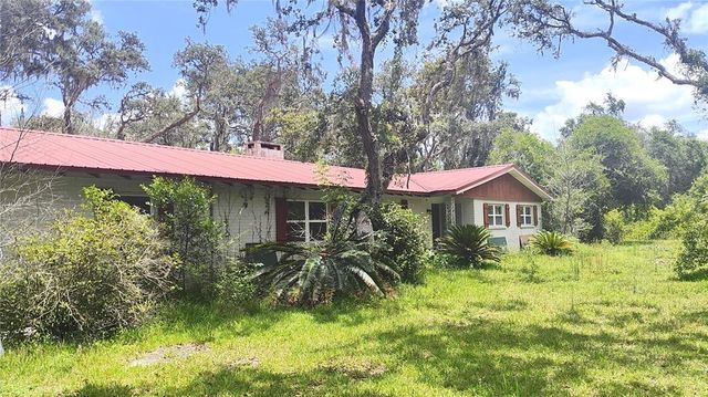 5540 CYRIL DRIVE, Dade City, FL 33523
