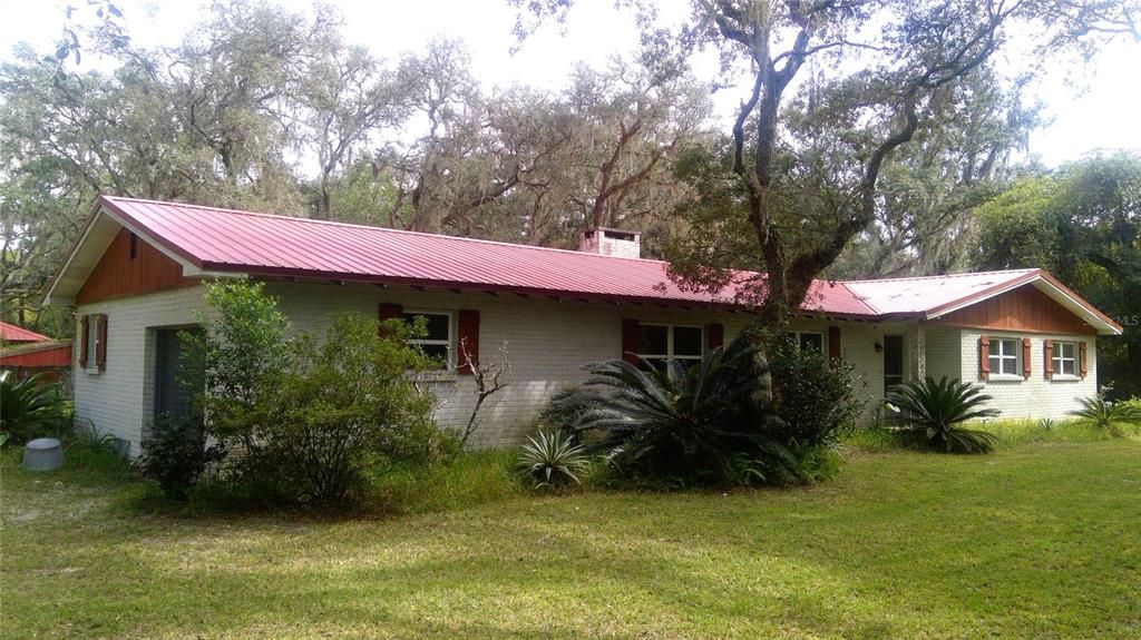 5540 CYRIL DRIVE, Dade City, FL 33523