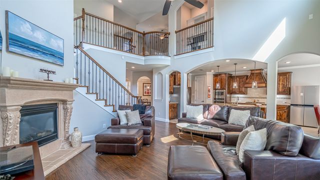 7033 Benjamin Way, Colleyville, TX 76034