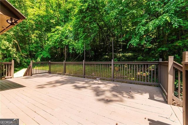 2864 Sandpiper Circle SW, Atlanta, GA 30311
