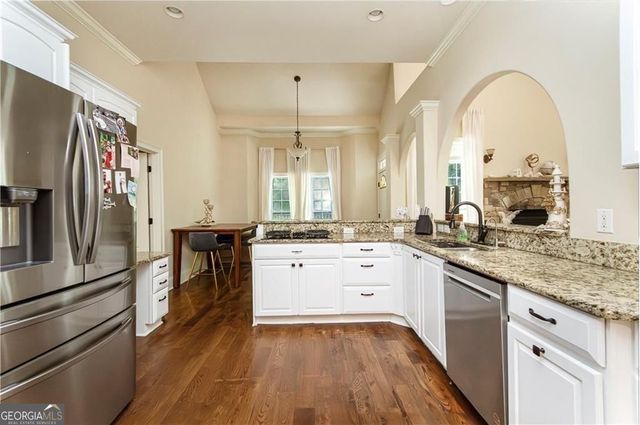 2864 Sandpiper Circle SW, Atlanta, GA 30311