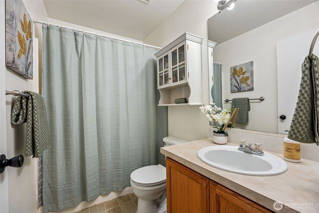 20518 190th Avenue E, Orting, WA 98360