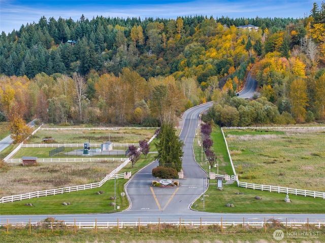 20518 190th Avenue E, Orting, WA 98360