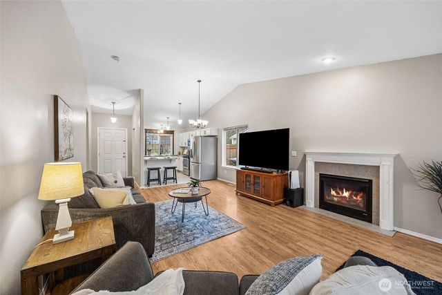 20518 190th Avenue E, Orting, WA 98360