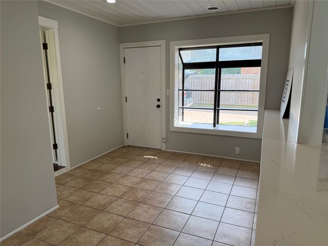 1117 S Braden Avenue, Tulsa, OK 74112