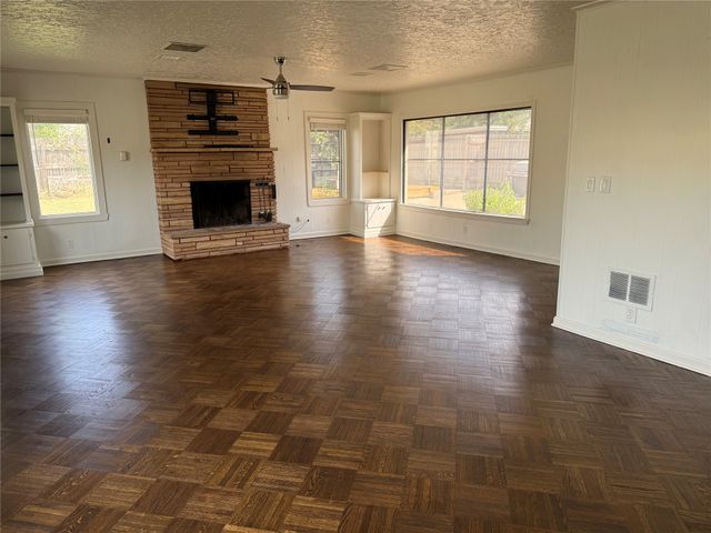 1117 S Braden Avenue, Tulsa, OK 74112