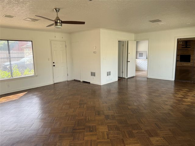 1117 S Braden Avenue, Tulsa, OK 74112