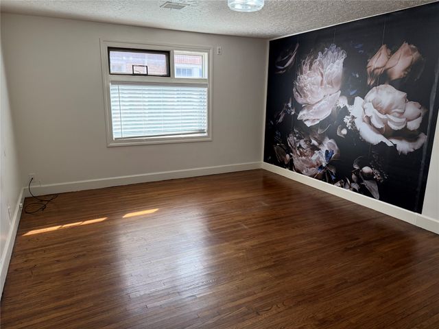 1117 S Braden Avenue, Tulsa, OK 74112
