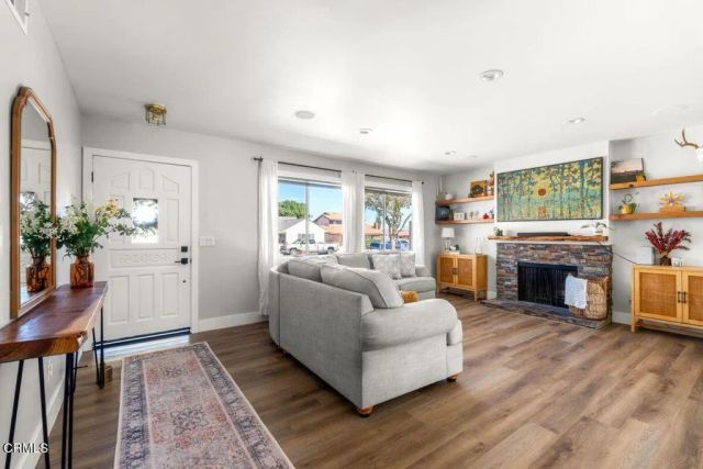 1233 Winford Avenue, Ventura, CA 93004