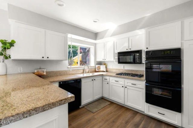1233 Winford Avenue, Ventura, CA 93004