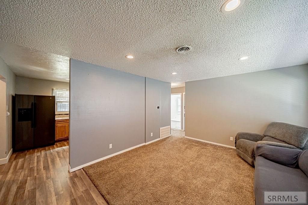 Image 8 of property listing at 1040 Everett Avenue, Pocatello, ID 83201