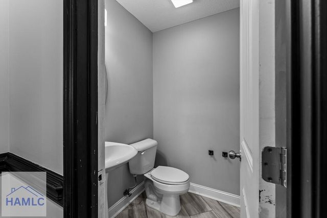 32 Whitaker Way, Midway, GA 31320