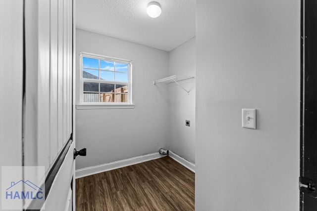 32 Whitaker Way, Midway, GA 31320