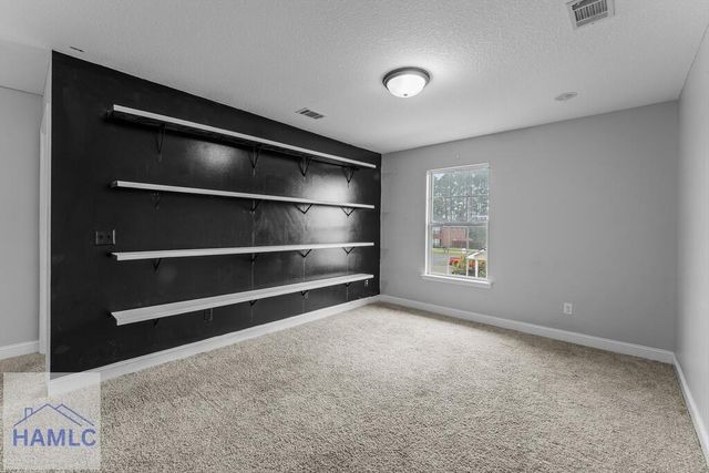 32 Whitaker Way, Midway, GA 31320