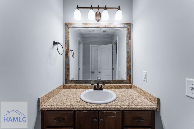 32 Whitaker Way, Midway, GA 31320