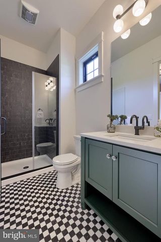 837 WHEATFIELD LN, Lebanon, PA 17042