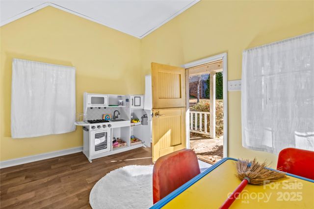 509 Chatham Lane, Bessemer City, NC 28016