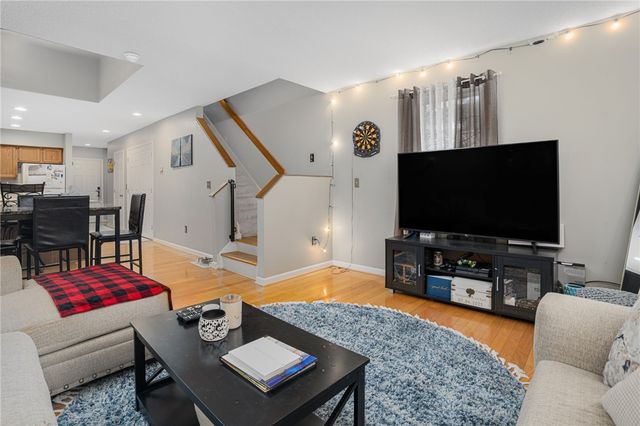 3524 West Shore Road 505, Warwick, RI 02886