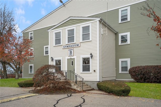 3524 West Shore Road 505, Warwick, RI 02886