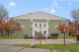 3524 West Shore Road 505, Warwick, RI 02886