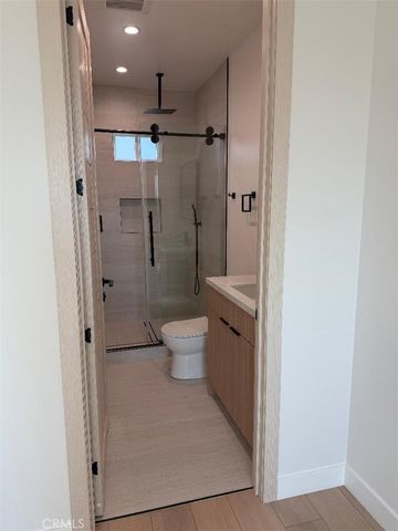 11428 Kagel Canyon St, Sylmar, CA 91342