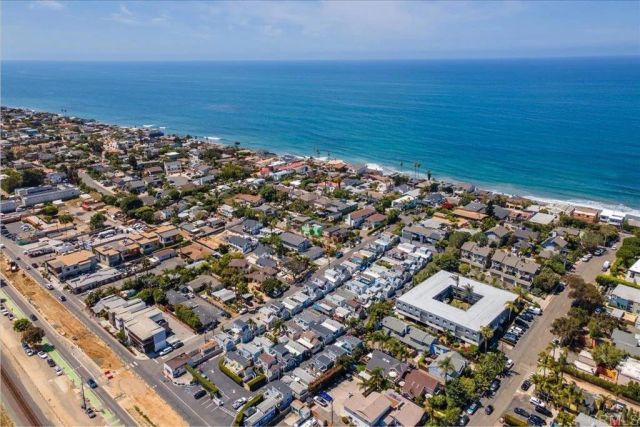 1624 N. Coast Highway 101 6, Encinitas, CA 92024