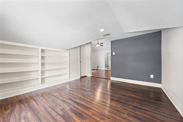 2413 Emancipation Avenue, Houston, TX 77004