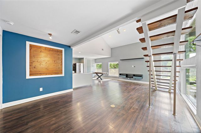 2413 Emancipation Avenue, Houston, TX 77004