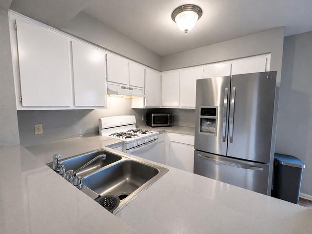 2116 Gaston Place DR B, Austin, TX 78723