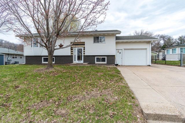 425 Church STREET, Holmen, WI 54636