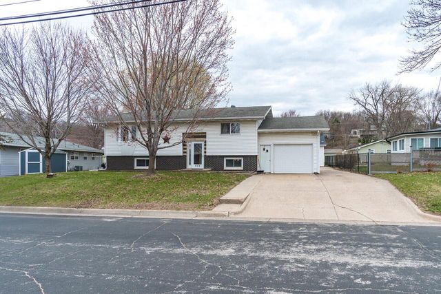 425 Church STREET, Holmen, WI 54636
